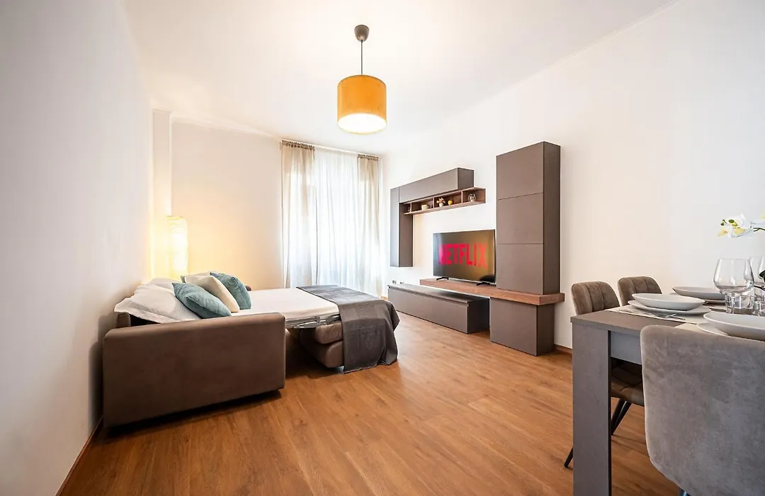 Elegant Stay In Rome-Metro Just 5 Minutes Away-1